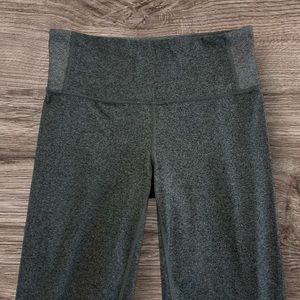 Athleta Barre Kickflare Leggings Pants Gray Powervita Womens Sz: ST (small tall)